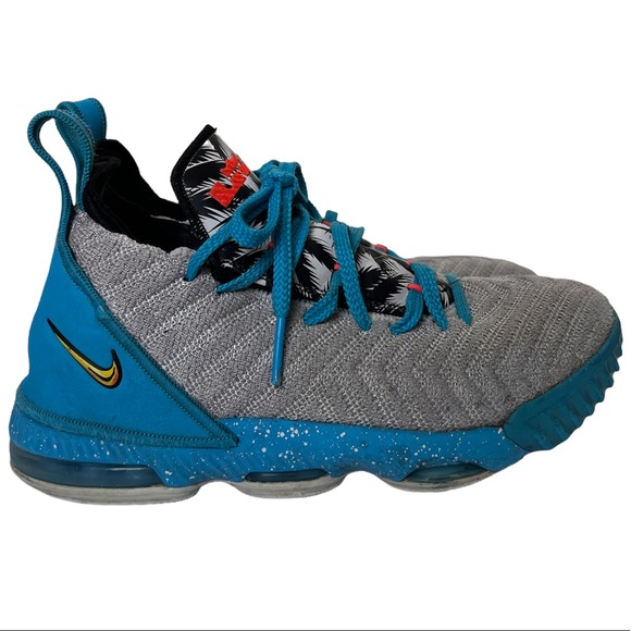 Kids Nike LeBron 16 South Beach Sneakers - Picture 3 of 6